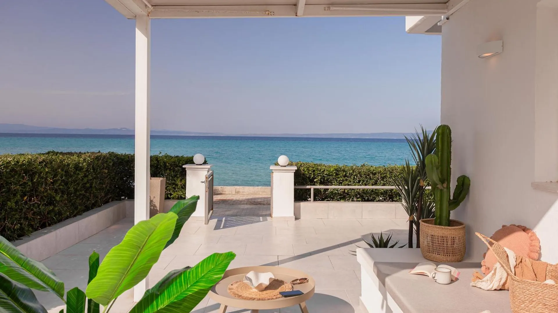 Apartment Long Island House, Beachfront Hanioti